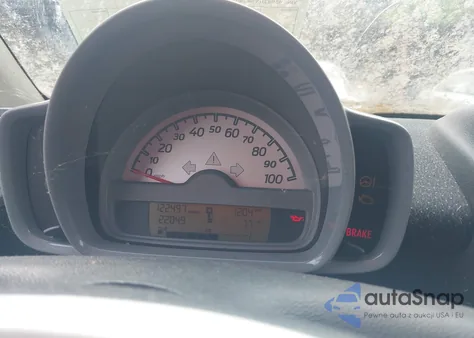 2009 Smart Fortwo Brabus/Passion/Pure z USA, uszkodzony, nr VIN WMEEJ31X79K306583